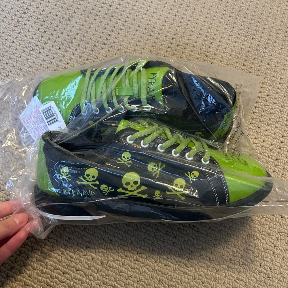 Kids Green and Black Skull Shoes